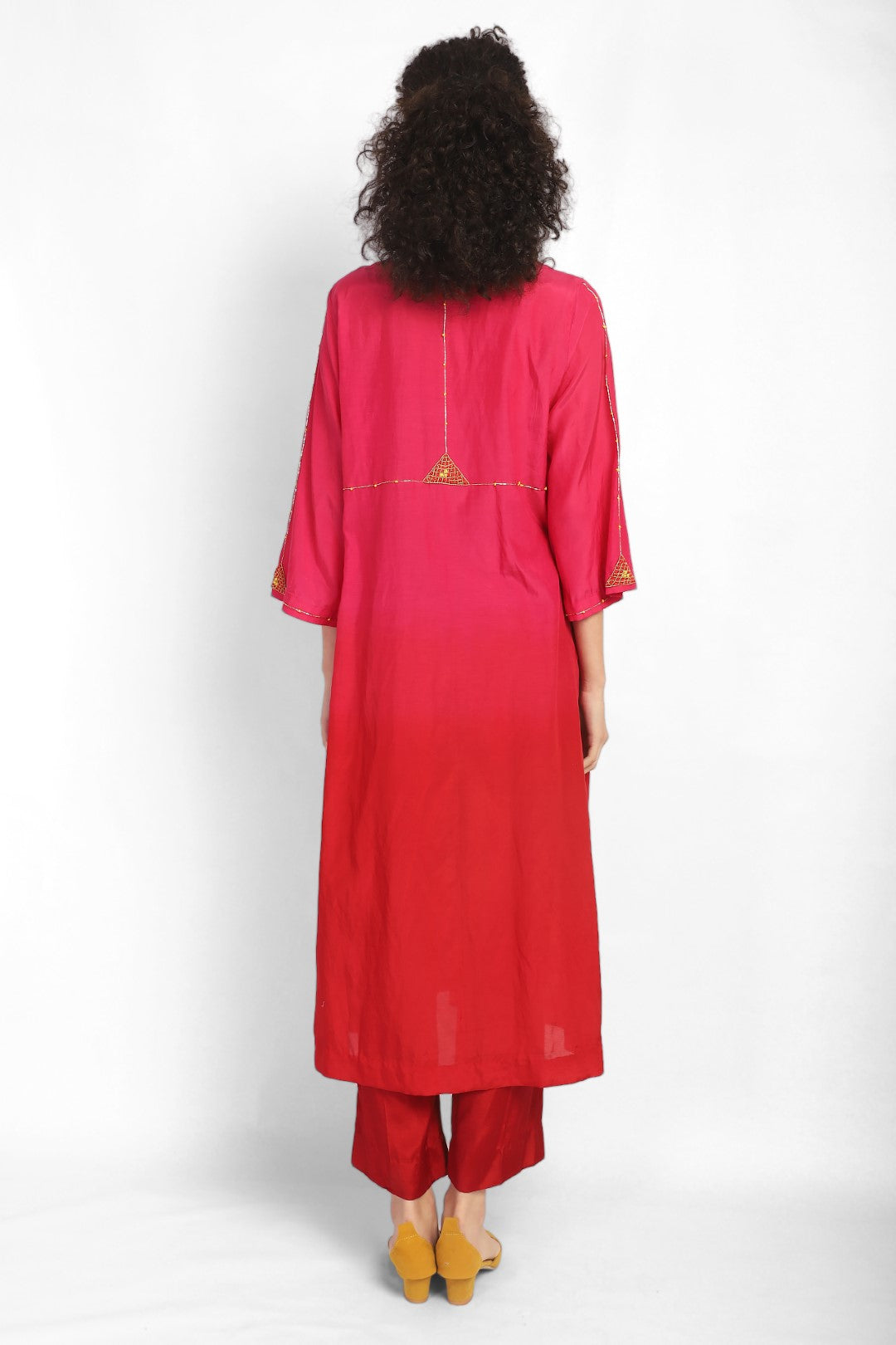 Red And Pink Ombre Hand Embroidered Kurta.